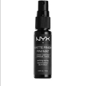 NYX Professional Makeup Mini Setting Spray